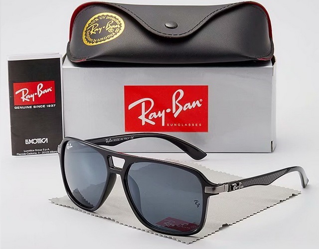 Ray Ban Boutique Sunglasses 046